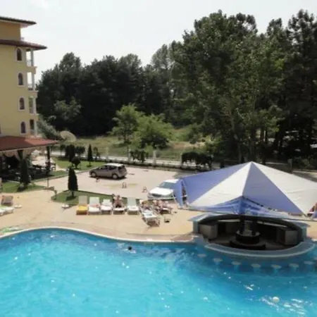 Sunny Dreams Aparthotel 2*