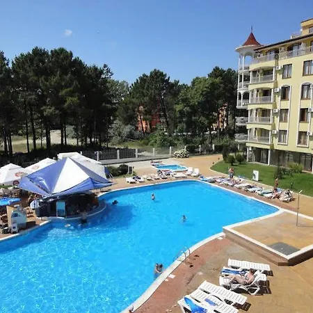 Sunny Dreams Aparthotel 2*
